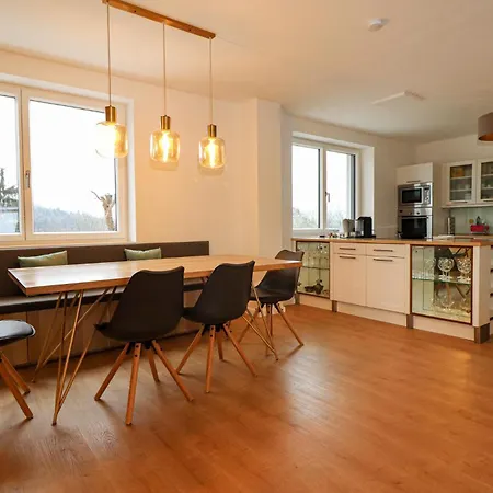 Mit Terrasse * Vasdobra