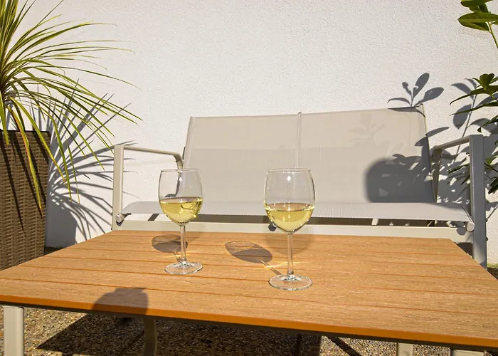 Mit Terrasse Apartman *