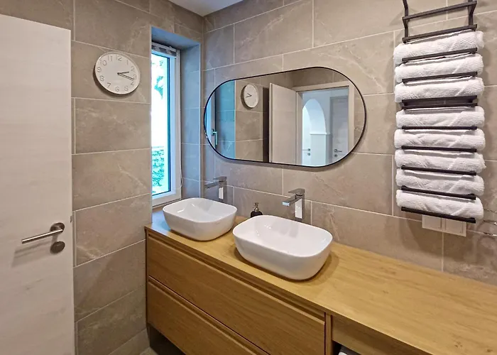 Mit Terrasse Apartman *